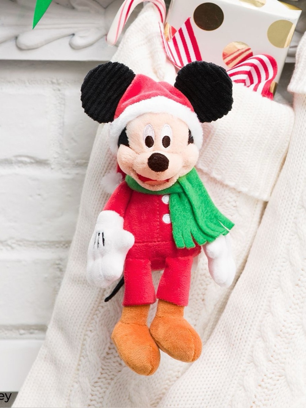 Mickey Mouse – Holiday Scentsy Buddy Clip- NEW- $18